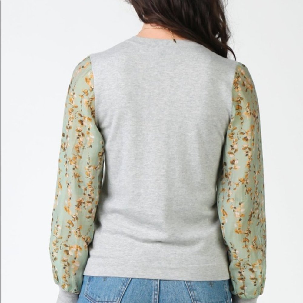 CURRENT AIR gray knit top with floral lightweight balloon sleeves, size S - Picture 15 of 16
